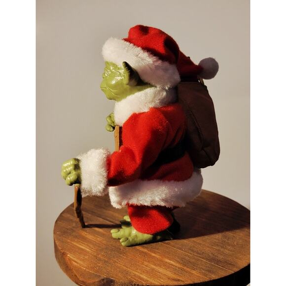 Lucas Film Star Wars Yoda Santa Claus 5" Figurine Christmas Whimsical Decor - Picture 5 of 10